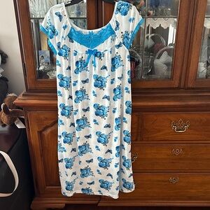Nightgown